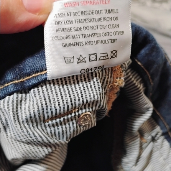 Women's Classic Blue Straight Jeans - Picture 6 of 11